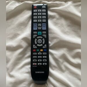 Samsung Black TV Remote with Multi-Color Function Buttons Model BN59-00855A